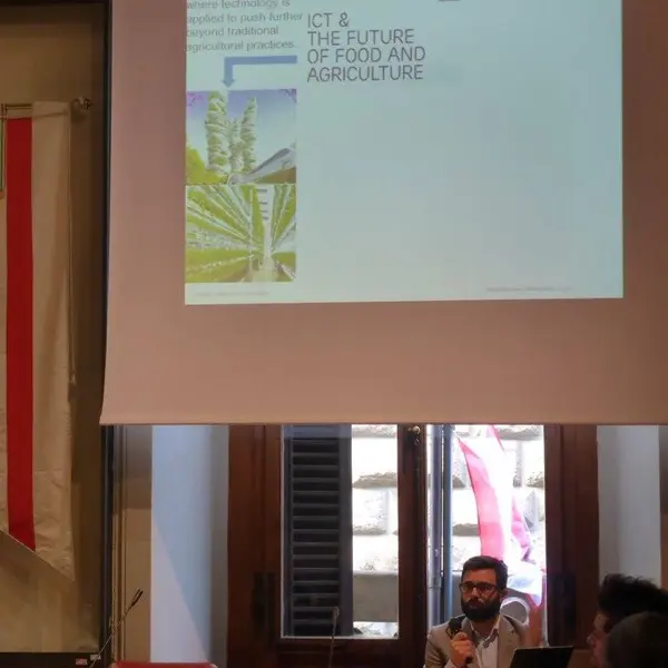 Copertina: World Café 2016 sulla Sostenibilità di Impresa e la CSR