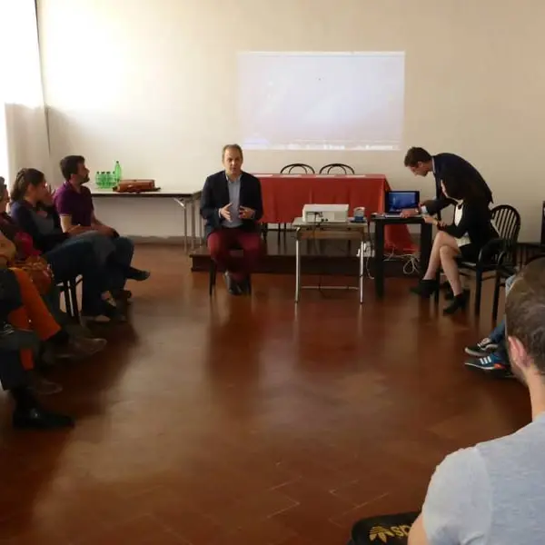 Me to We Style: Building a Successful Social Enterprise: foto 10 di 21
