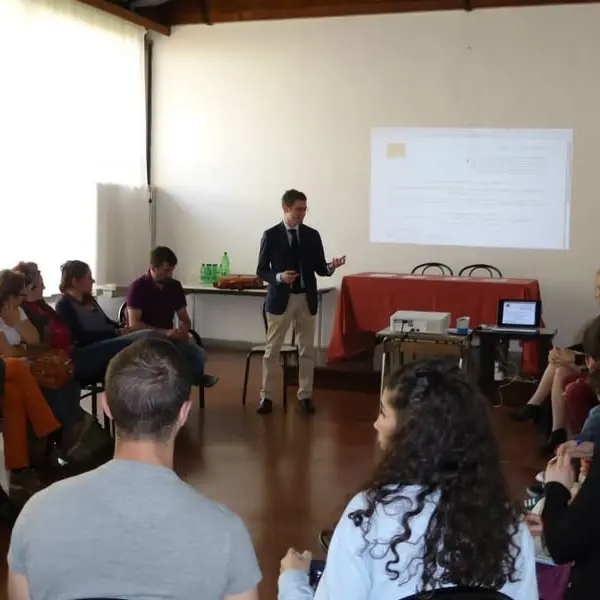 Me to We Style: Building a Successful Social Enterprise: foto 11 di 21